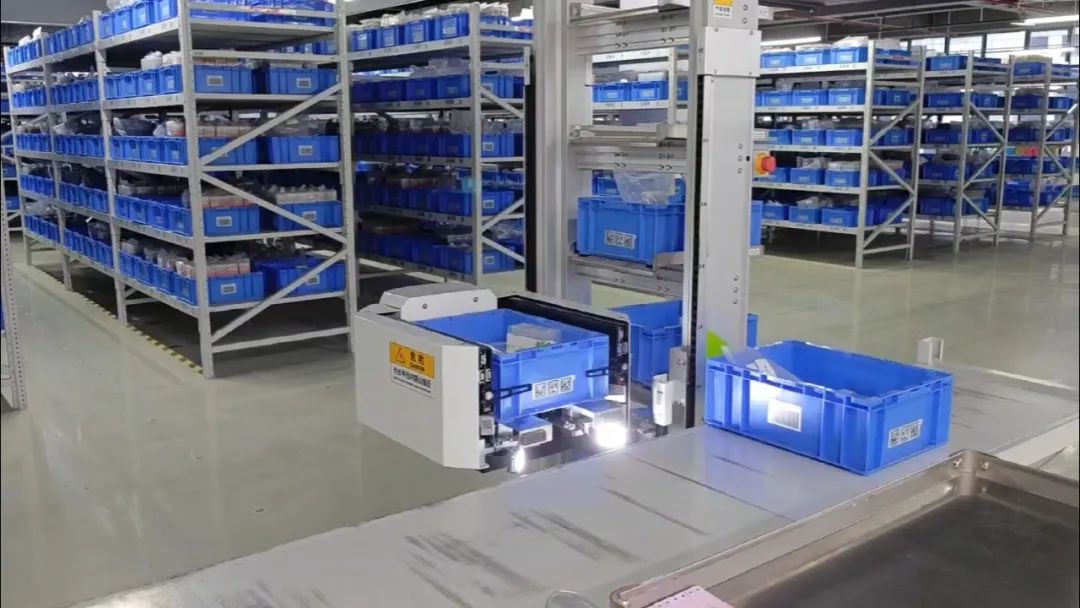 自動(dòng)化立體倉(cāng)庫(kù),立體倉(cāng)庫(kù),藍(lán)天智能,Miniload,堆垛機(jī),穿梭車(chē)